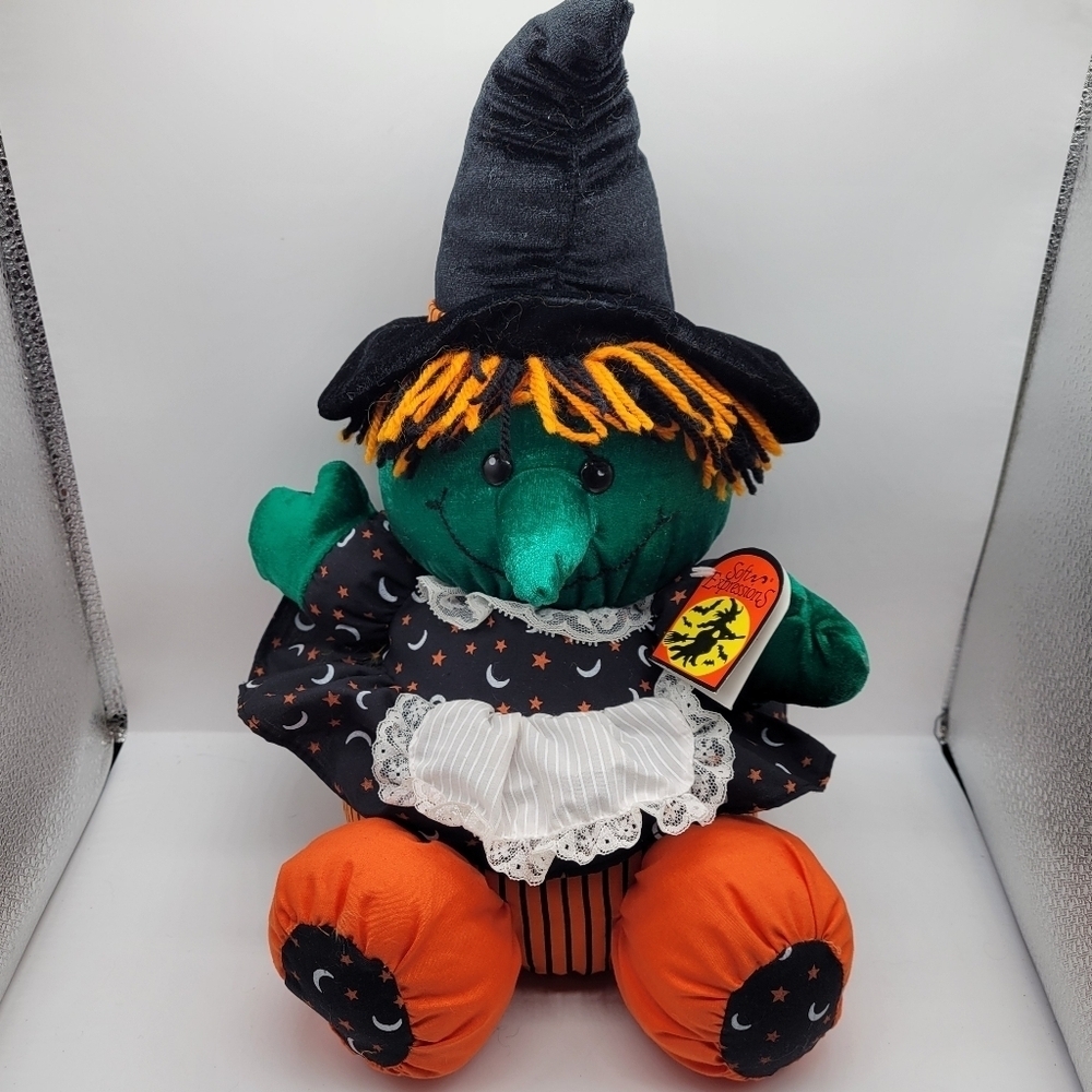 Vintage DanDee Sitting Halloween Witch 14" Plush Stuffed Toy Rare  With Tag